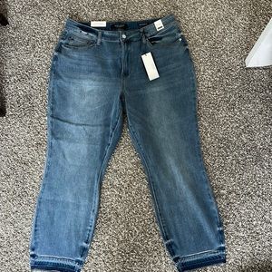 NWT Judy Blue Jeans